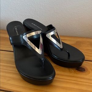 NWOT BCBGeneration black heel sandals